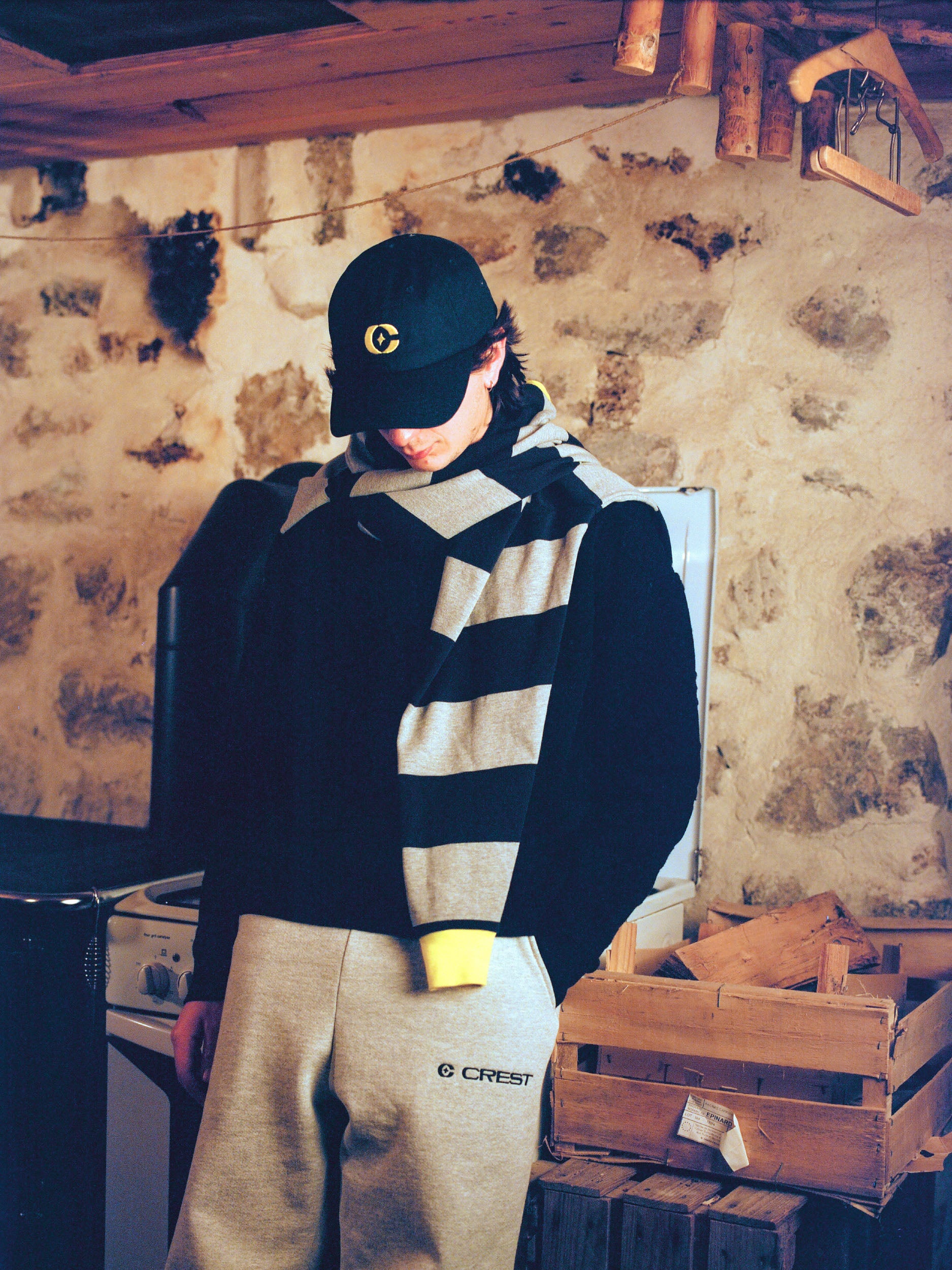 C* CREST Sweatpants